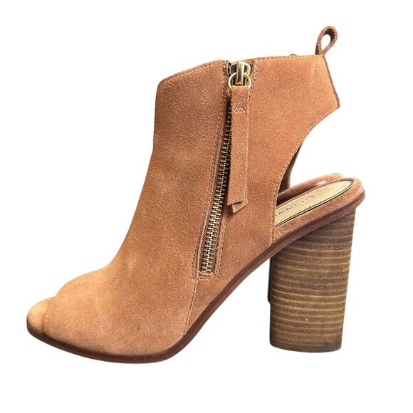 Gianni Bini Brown Suede Peep Toe Ankle Booties 9 - Picture 4 of 7